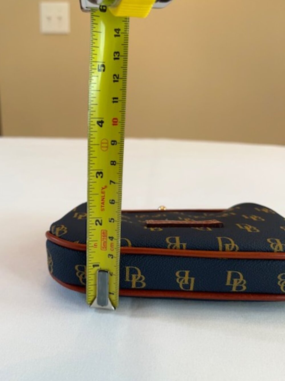 DOONEY & BOURKE | Gretta Framed Navy Blue Coin Purse-Like NEW - Picture 7 of 7